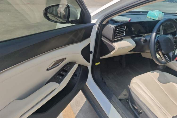 Used BYD Qin L 2024 DM-i 120KM Leading Model Driver Seat