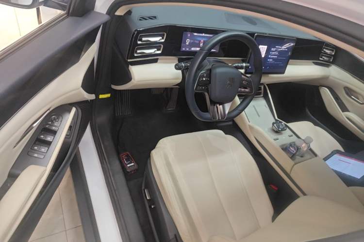 Used BYD Qin L 2024 DM-i 120KM Leading Model Driver Seat
