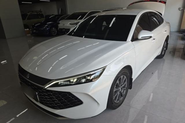 Ojetý BYD Qin L 2024 DM-i 80KM Leading Model
