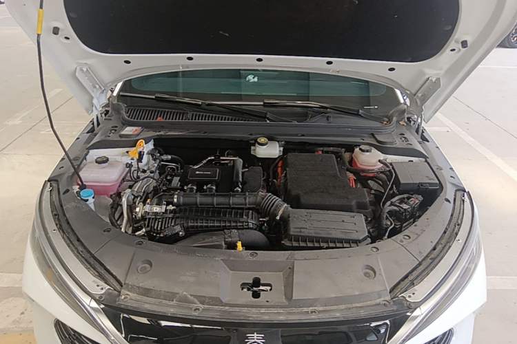 Used BYD Qin L 2024 DM-i 80KM Leading Model Engine Bay
