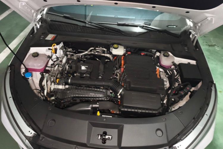 Used BYD Qin L 2024 DM-i 80KM Leading Model Engine Bay