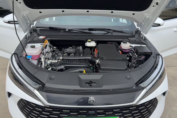 Used BYD Qin L 2024 DM-i 80KM Beyond Model Engine Bay