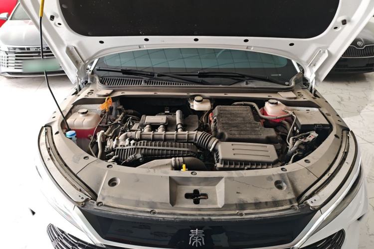 Used BYD Qin L 2024 DM-i 80KM Leading Model Engine Bay