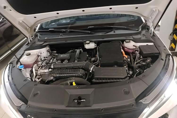 Used BYD Qin L 2024 DM-i 120KM Beyond Model Engine Bay