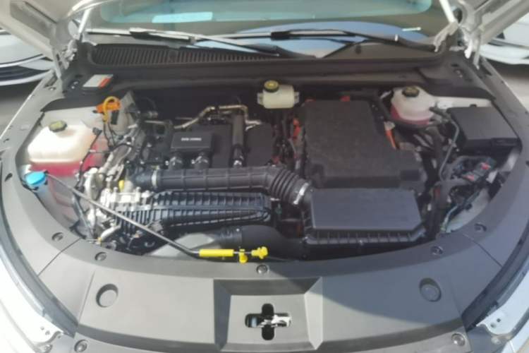 Used BYD Qin L 2024 DM-i 80KM Beyond Model Engine Bay