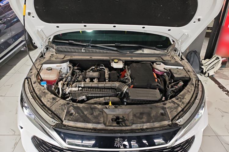 Used BYD Qin L 2024 DM-i 120KM Beyond Model Engine Bay
