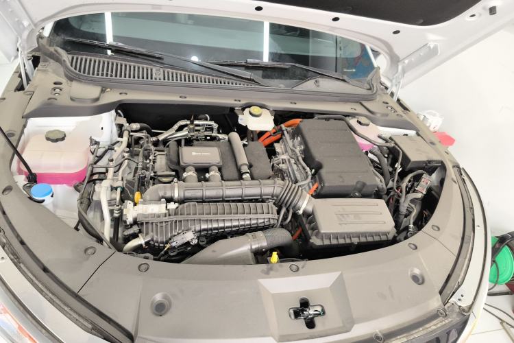 Used BYD Qin L 2024 DM-i 120KM Beyond Model Engine Bay