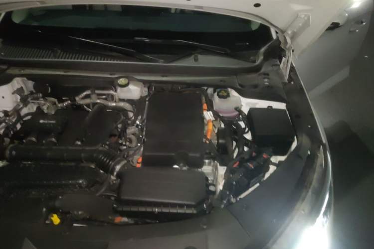 Used BYD Qin L 2024 DM-i 120KM Beyond Model Engine Bay Left