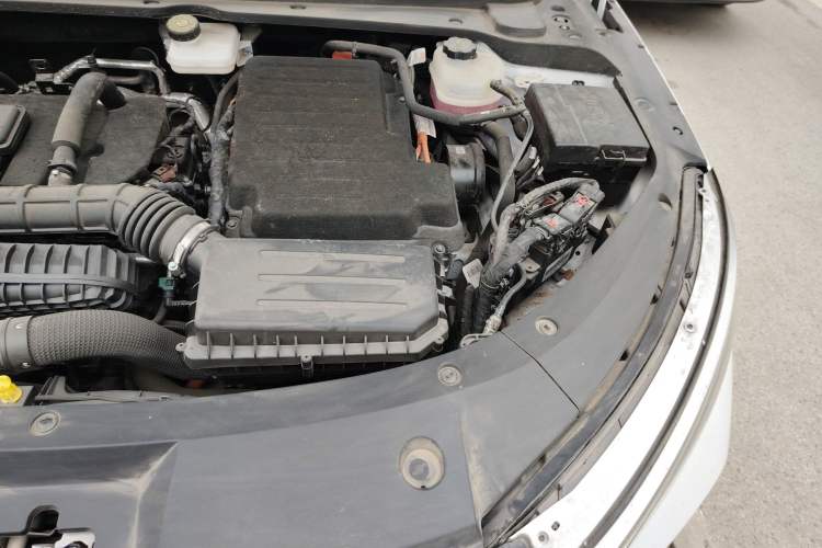 Used BYD Qin L 2024 DM-i 80KM Beyond Model Engine Bay Left