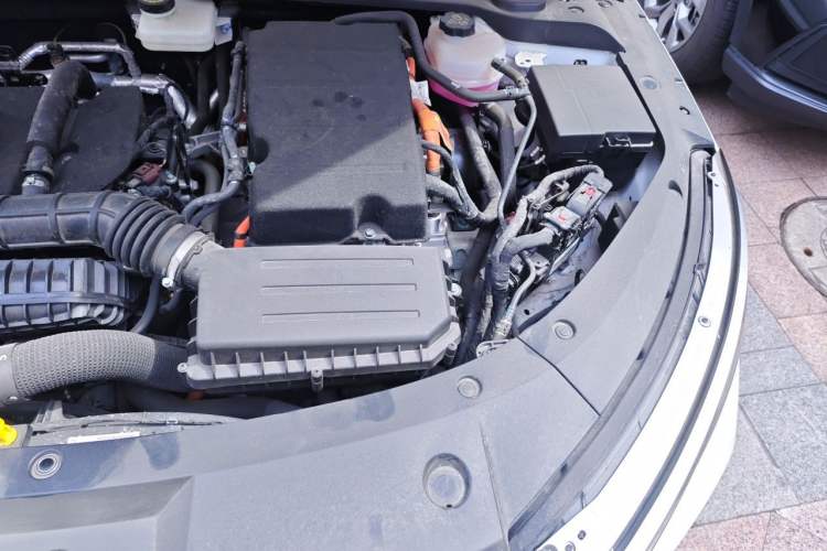 Used BYD Qin L 2024 DM-i 120KM Leading Model Engine Bay Left