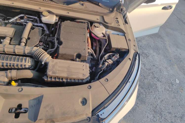 Used BYD Qin L 2024 DM-i 120KM Leading Model Engine Bay Left