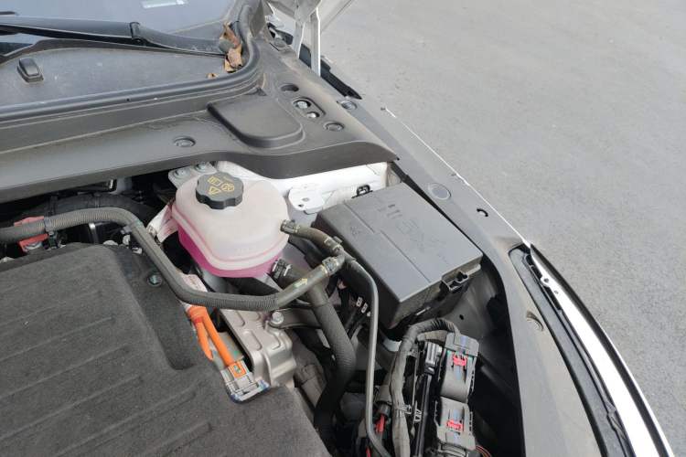 Used BYD Qin L 2024 DM-i 80KM Leading Model Engine Bay Left