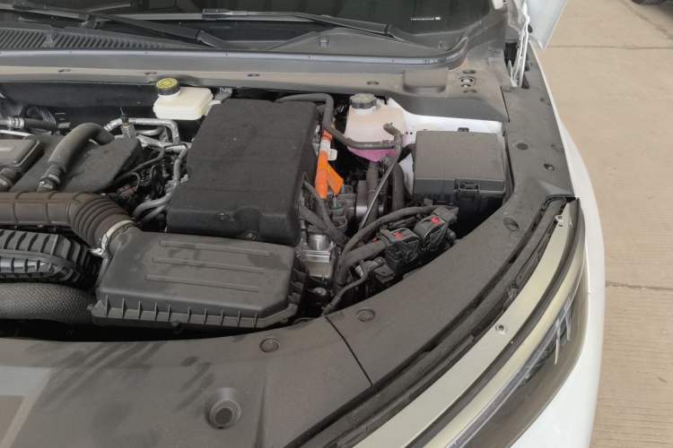 Used BYD Qin L 2024 DM-i 120KM Leading Model Engine Bay Left