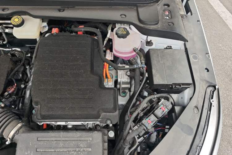 Used BYD Qin L 2024 DM-i 80KM Beyond Model Engine Bay Left