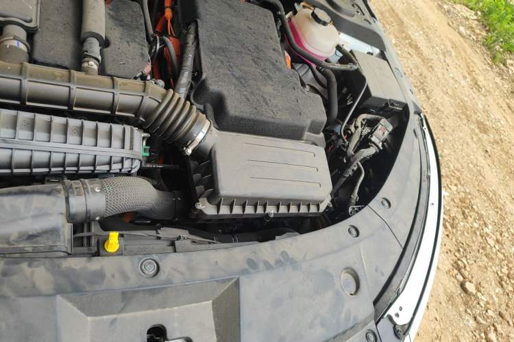 Used BYD Qin L 2024 DM-i 80KM Leading Model Engine Bay Left