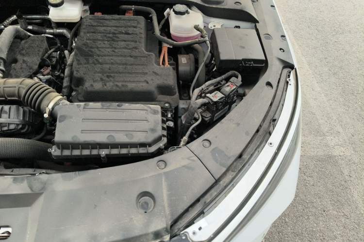 Used BYD Qin L 2024 DM-i 80KM Beyond Model Engine Bay Left