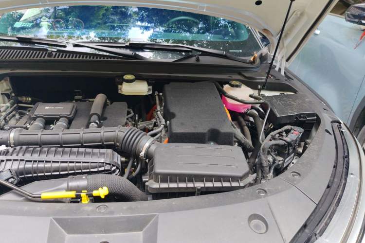 Used BYD Qin L 2024 DM-i 120KM Leading Model Engine Bay Left