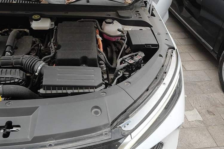 Used BYD Qin L 2024 DM-i 120KM Leading Model Engine Bay Left