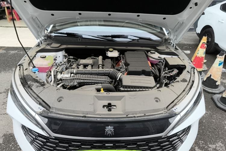 Used BYD Qin L 2024 DM-i 120KM Beyond Model Engine Bay
