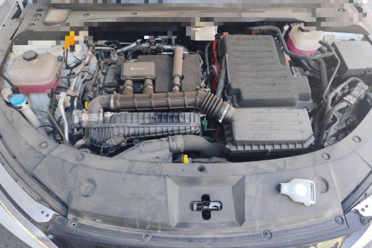 Used BYD Qin L 2024 DM-i 80KM Leading Model Engine Bay