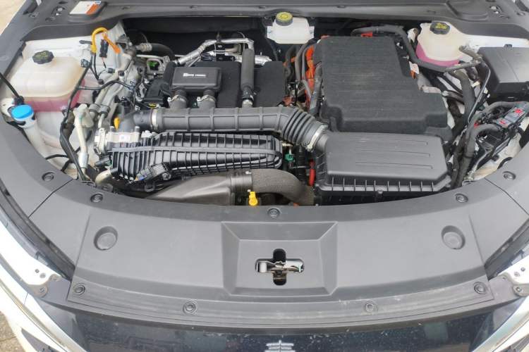 Used BYD Qin L 2024 DM-i 80KM Beyond Model Engine Bay