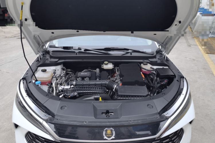 Used BYD Qin L 2024 DM-i 120KM Leading Model Engine Bay