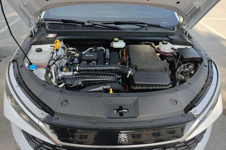 Used BYD Qin L 2024 DM-i 80KM Beyond Model Engine Bay