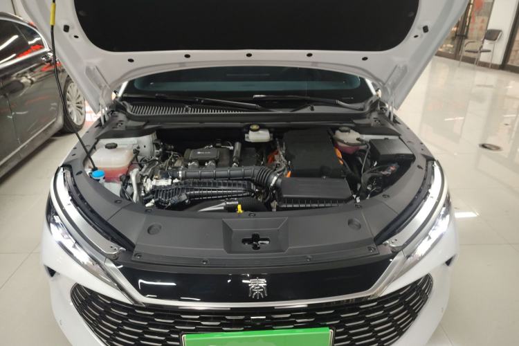 Used BYD Qin L 2024 DM-i 120KM Beyond Model Engine Bay