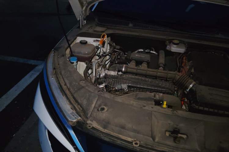 Used BYD Qin L 2024 DM-i 80KM Beyond Model Engine Bay Right