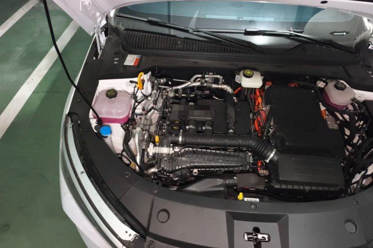 Used BYD Qin L 2024 DM-i 80KM Leading Model Engine Bay Right