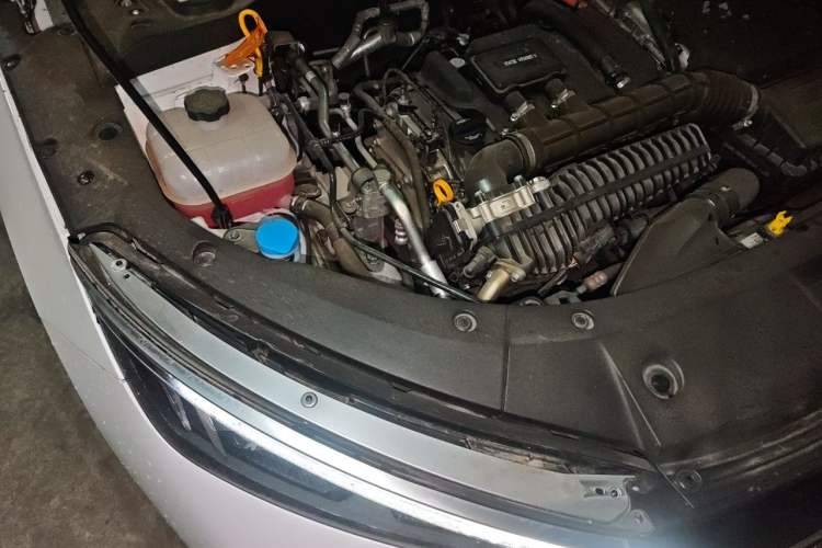 Used BYD Qin L 2024 DM-i 80KM Beyond Model Engine Bay Right