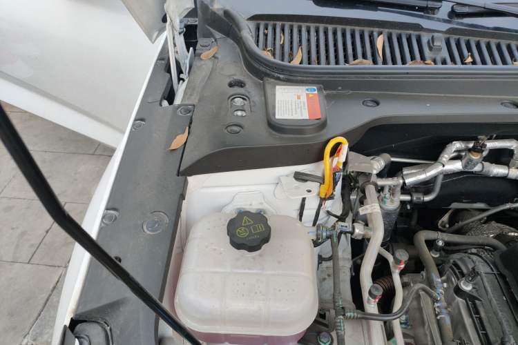 Used BYD Qin L 2024 DM-i 80KM Leading Model Engine Bay Right