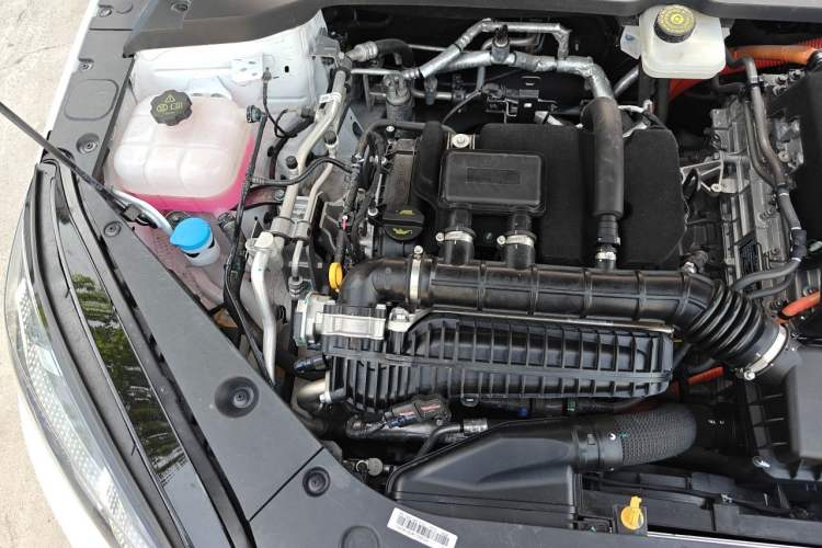 Used BYD Qin L 2024 DM-i 120KM Excellence Model Engine Bay Right