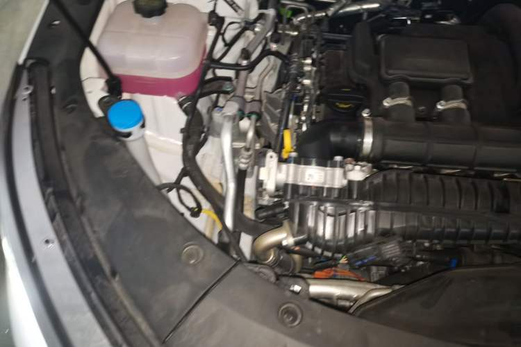 Used BYD Qin L 2024 DM-i 120KM Beyond Model Engine Bay Right