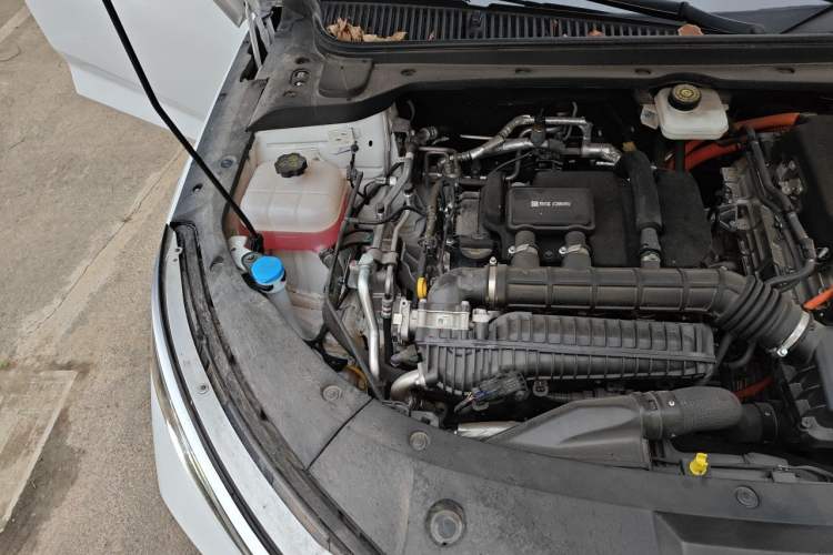 Used BYD Qin L 2024 DM-i 120KM Excellence Model Engine Bay Right