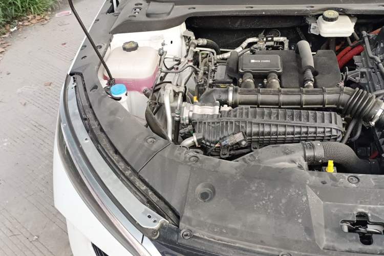 Used BYD Qin L 2024 DM-i 120KM Leading Model Engine Bay Right