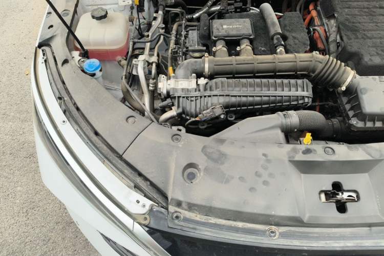 Used BYD Qin L 2024 DM-i 80KM Beyond Model Engine Bay Right