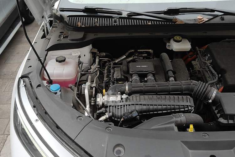 Used BYD Qin L 2024 DM-i 120KM Leading Model Engine Bay Right