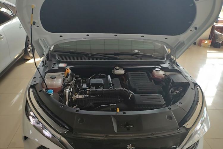 Used BYD Qin L 2024 DM-i 80KM Leading Model Engine Bay