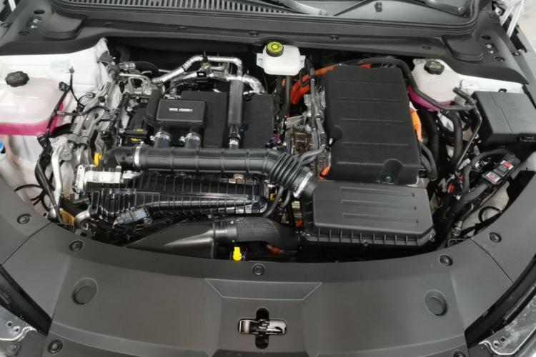 Used BYD Qin L 2024 DM-i 120KM Leading Model Engine Bay