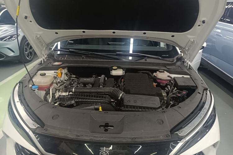 Used BYD Qin L 2024 DM-i 80KM Leading Model Engine Bay