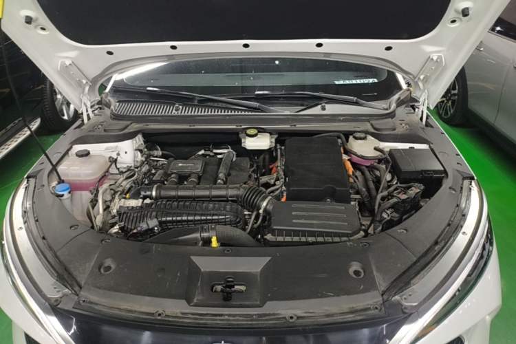 Used BYD Qin L 2024 DM-i 120KM Beyond Model Engine Bay