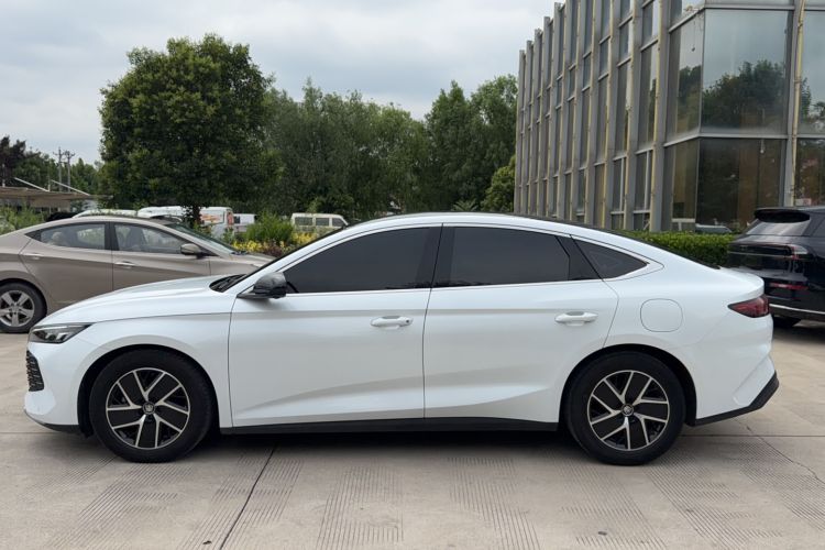 Used BYD Qin L 2024 DM-i 80KM Beyond Model Exterior 1