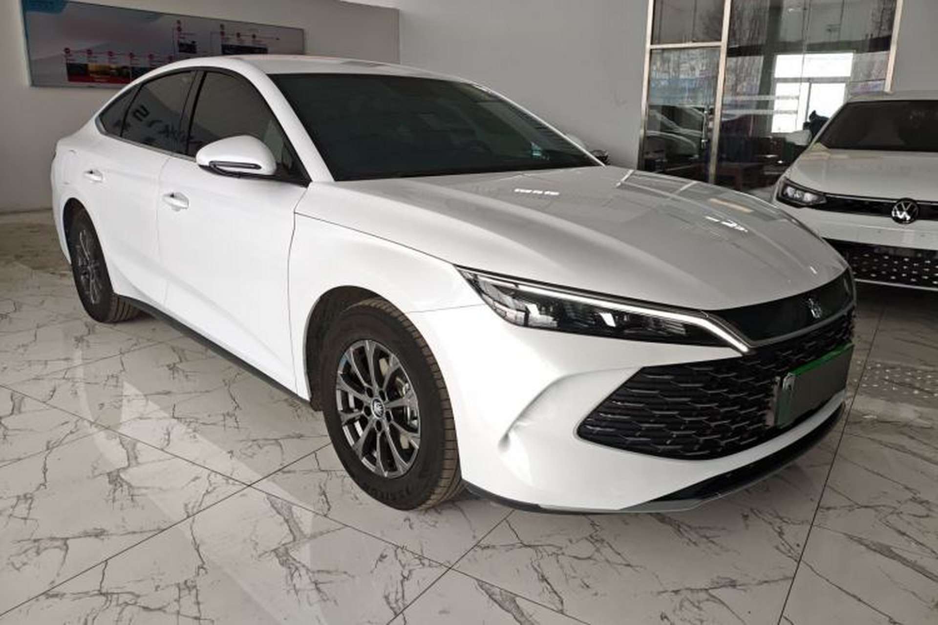 Used BYD Qin L 2024 DM-i 80KM Leading Model Exterior 1