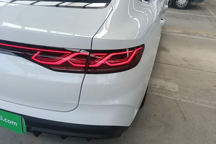 Used BYD Qin L 2024 DM-i 80KM Leading Model Exterior 3