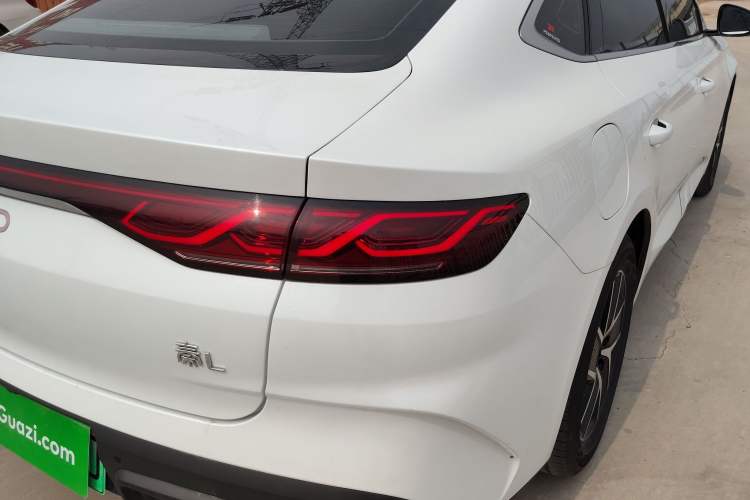 Used BYD Qin L 2024 DM-i 120KM Beyond Model Exterior 3