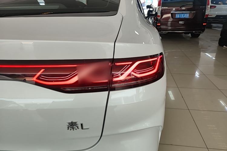 Used BYD Qin L 2024 DM-i 120KM Excellence Model Exterior 3