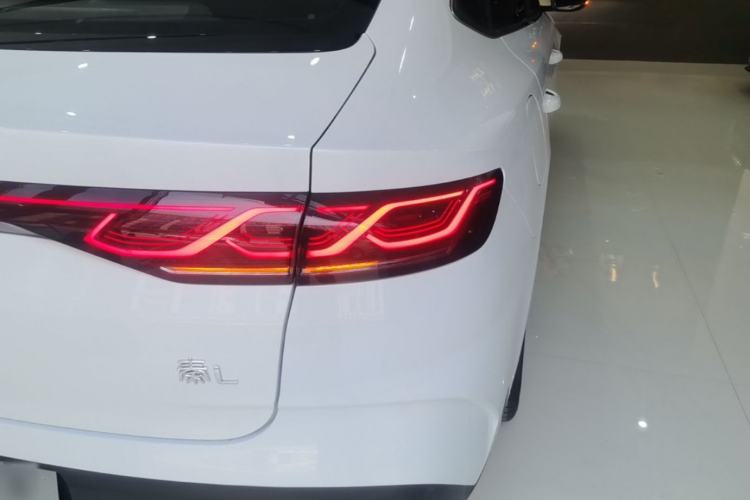 Used BYD Qin L 2024 DM-i 120KM Excellence Model Exterior 3