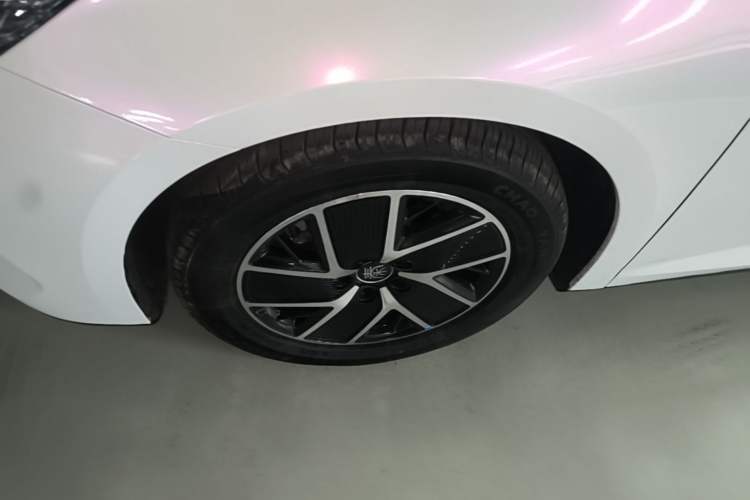 Used BYD Qin L 2024 DM-i 80KM Beyond Model Exterior 4