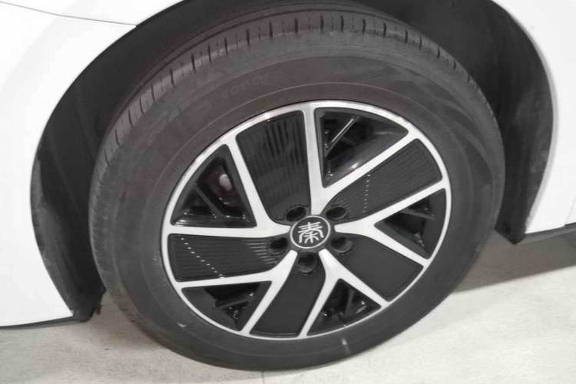 Used BYD Qin L 2024 DM-i 120KM Leading Model Exterior 4